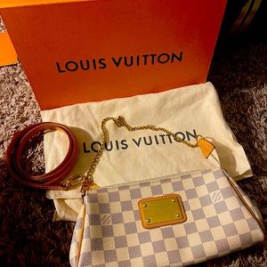 Louis Vuitton Damier Azur Eva Crossbody Clutch with chain & leather strap EUC 🥰